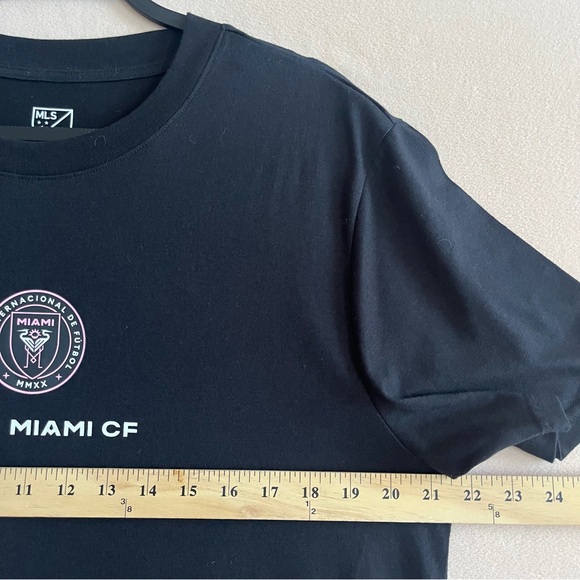 Inter Miami CF Messi‎ #10 Official MLS Licensed Black T-Shirt Men’s in Medium - Picture 10 of 11